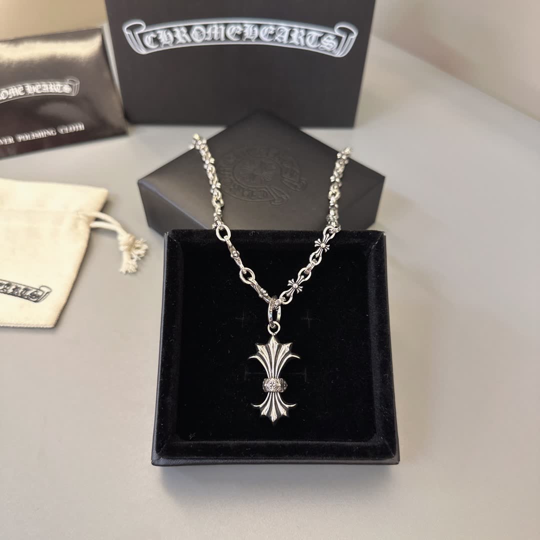 Chrome Hearts Silver Cross Pendant Necklace
